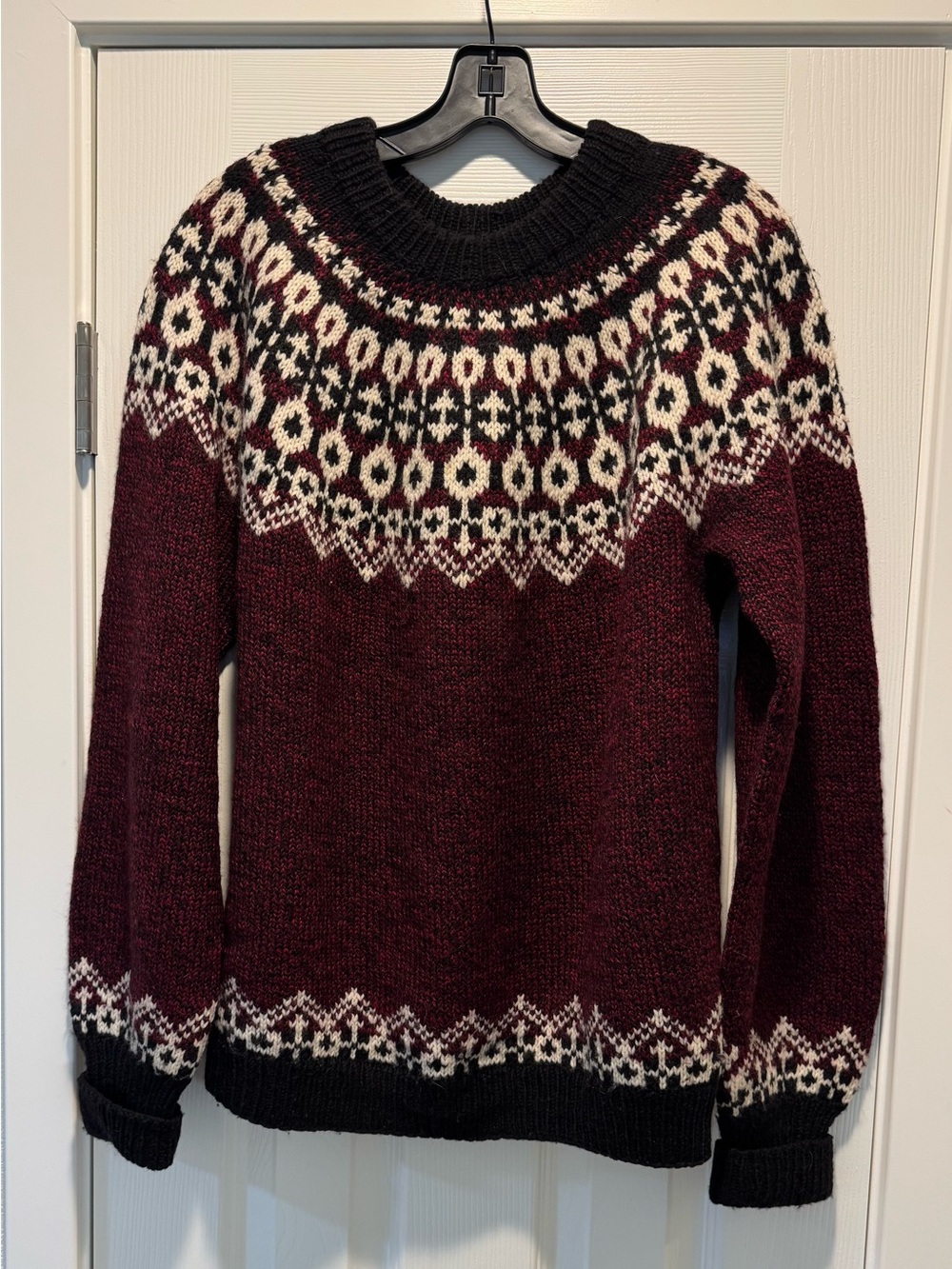 Vintage Icelandic 100 % Wool Sweater
